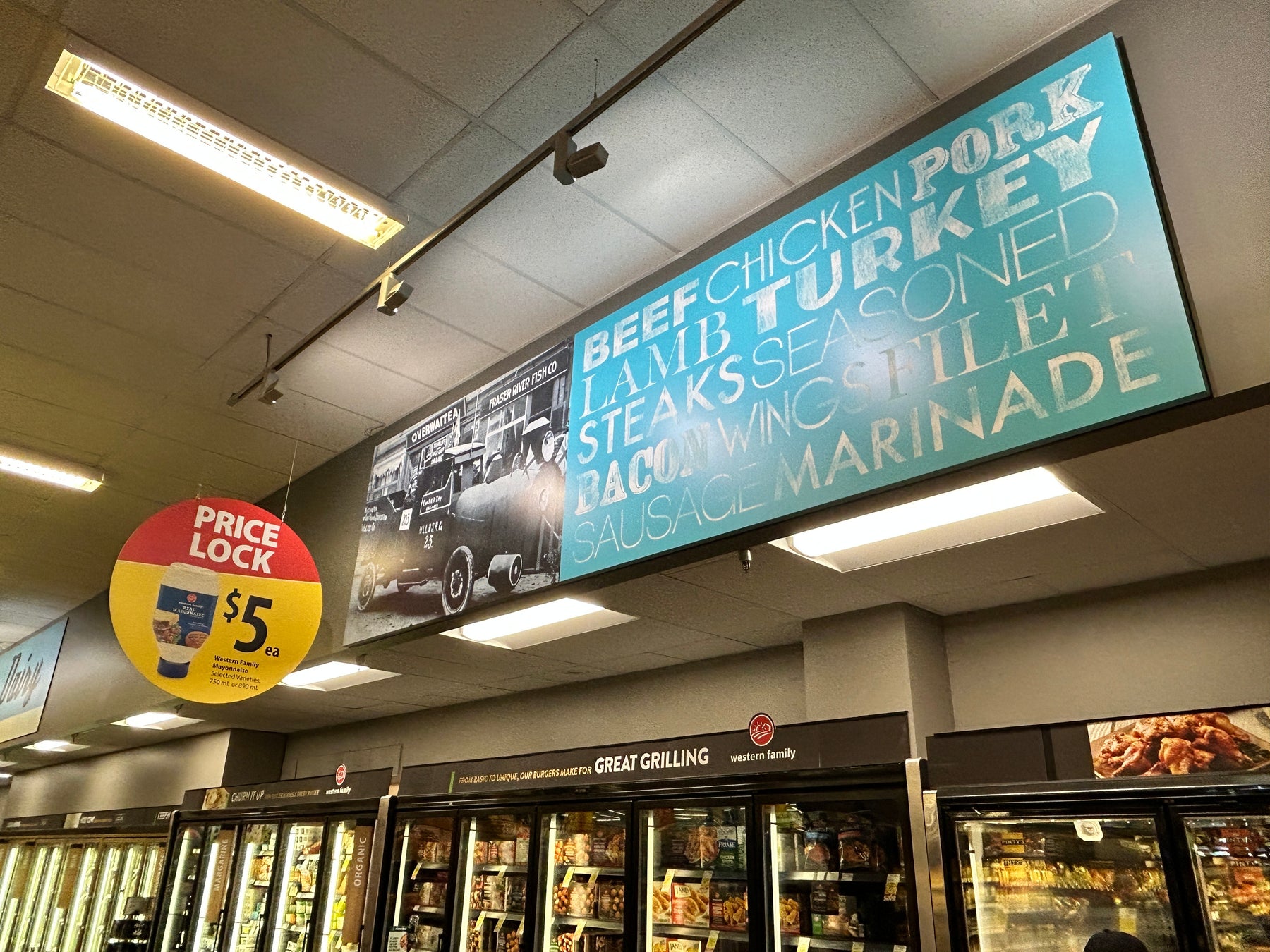 Maximizing Retail Potential: A Comprehensive Guide to Grocery Store Displays