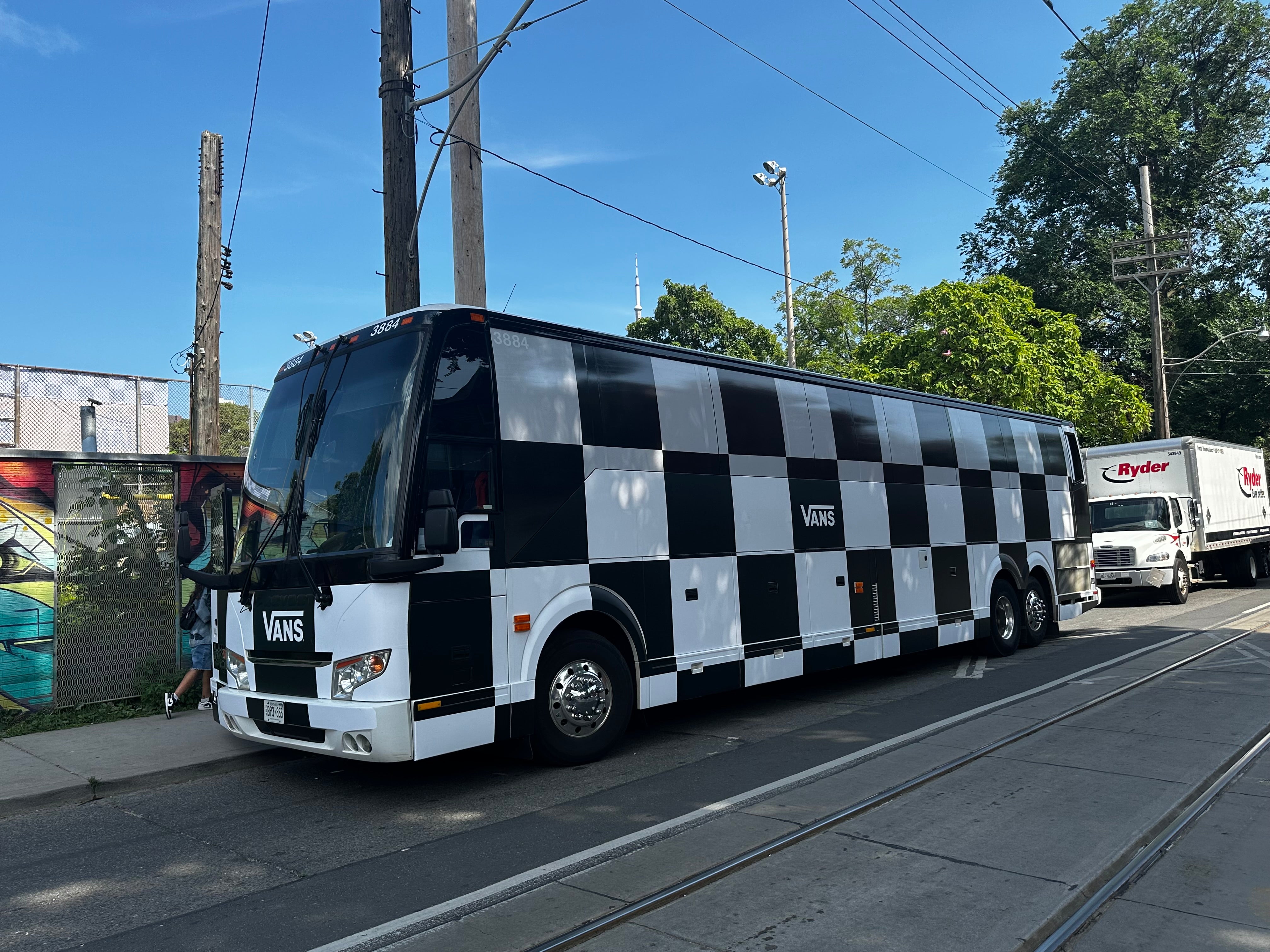 Vehicle Graphics & Car Wraps